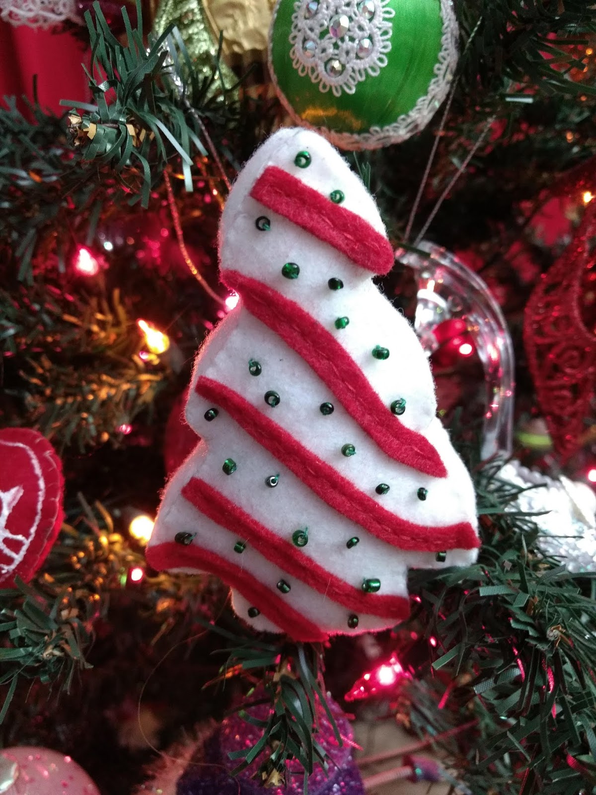 Amber's Craft a Week Blog: Little Debbie Christmas Tree Cake Felt Ornament