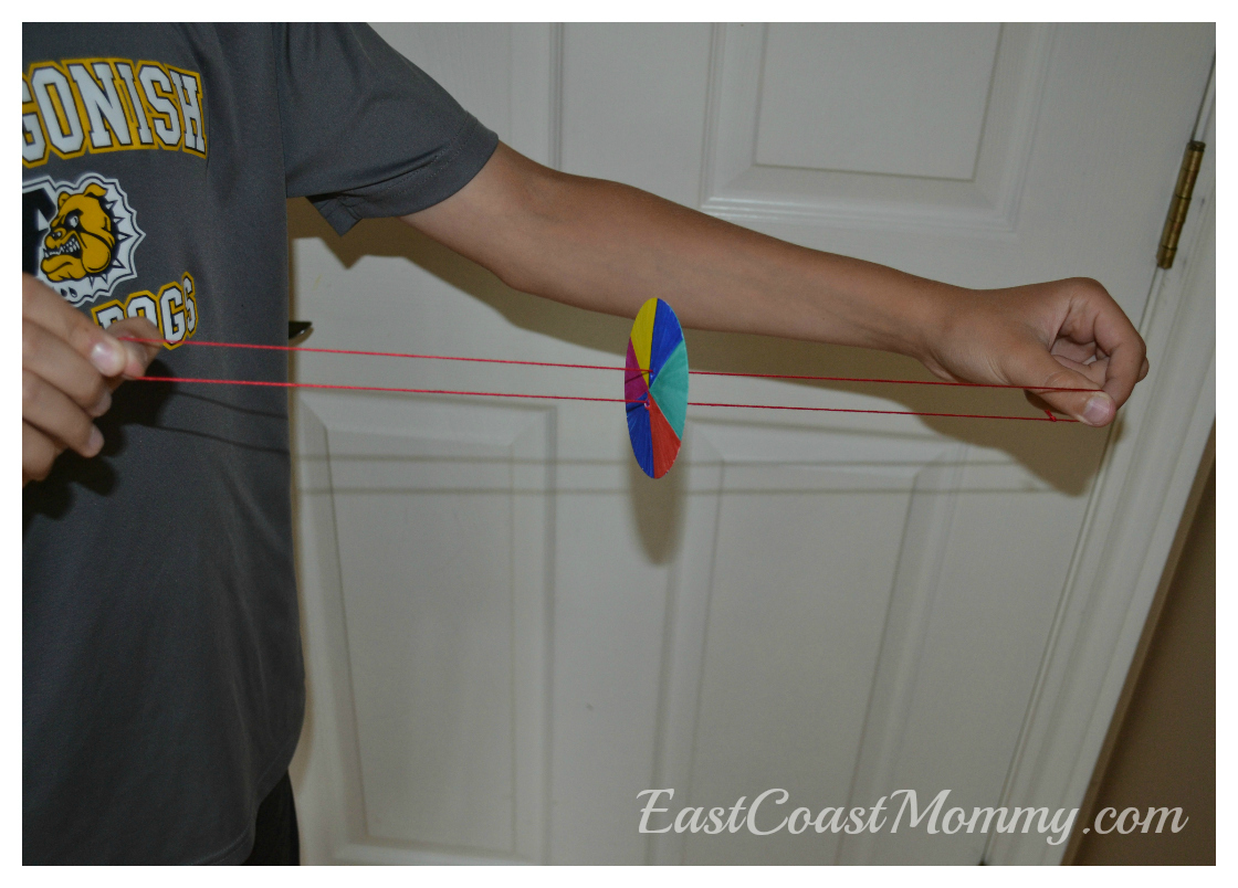 East Coast Mommy How to make a PAPER SPINNER