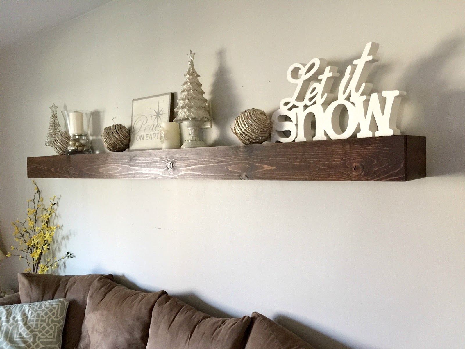 DIY Floating Shelf (in *3* easy steps!) Rachel & Co.