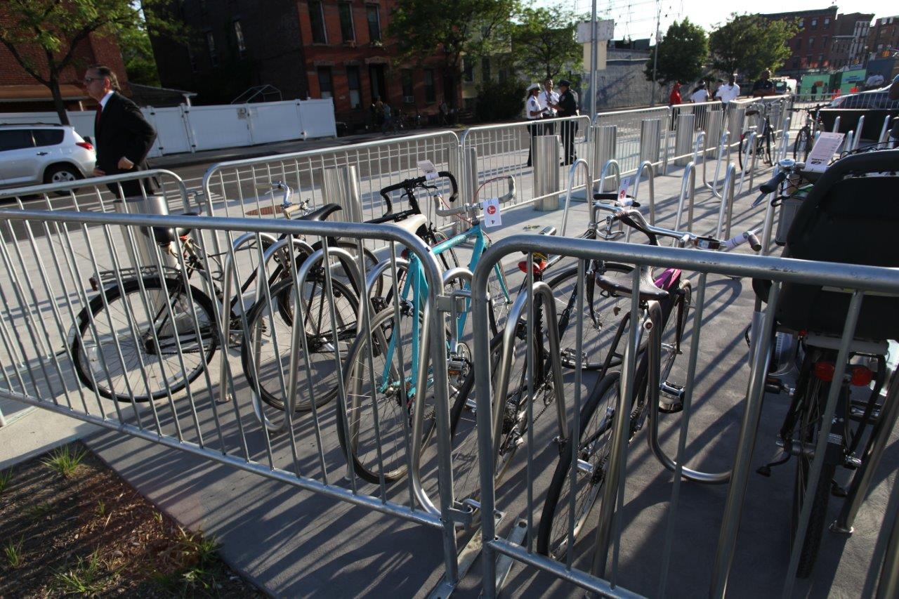 Bike valet parking at Barclays Center gets big publicity push, modest