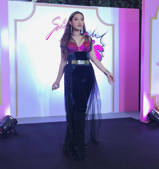 Belle Nuntita – Beautiful Thai Transgender Singer - TG Beauty