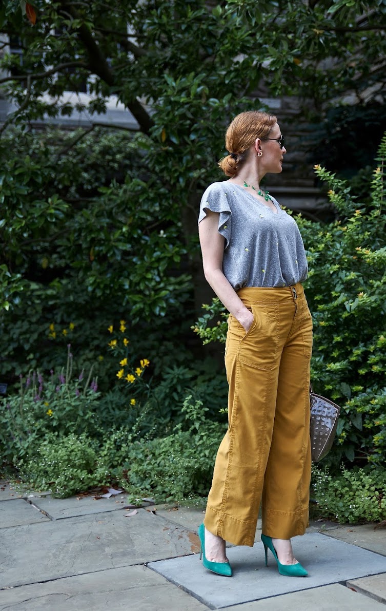 Dressing up a TShirt