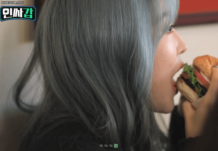 Honeycam%2B12.gif