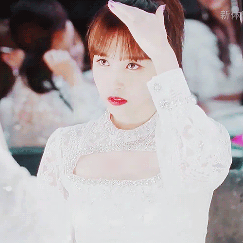 포니테일이 잘 어울리는 트와이스 미나