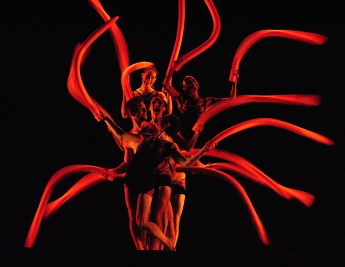 Momix Ballet | Gli scatti suggestivi di Max Pucciariello e Pedro Arnay