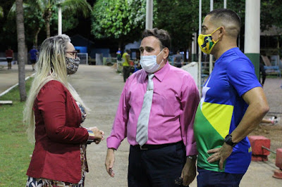 Márcia Socorristas Animais participa da inauguração da nova Iluminação do Deroche 2 Márcia Socorristas Animais participa da inauguração da nova Iluminação do Deroche