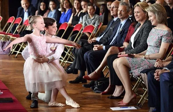 Queen Mathilde attended 2018 Queen Mathilde Award ceremony. Queen Mathilde Foundation selected projects that are in connection with music