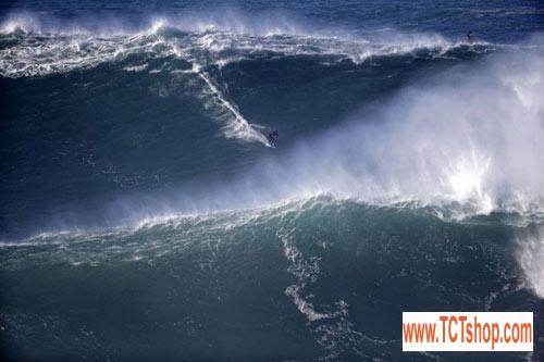 Xem sóng quái vật trò giải trí dành cho kẻ bạo gan Xem sóng quái vật trò giải trí dành cho kẻ bạo gan