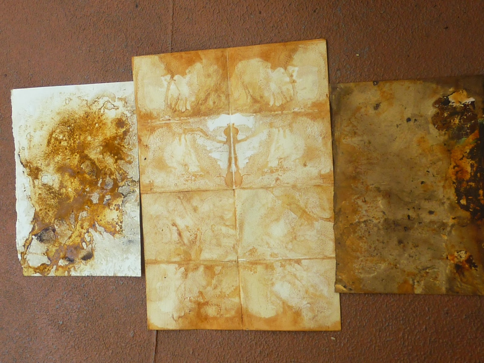 Patapan Art: Using rust to colour fabric, watercolour paper and wool