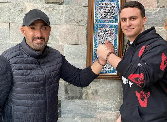 الفنان أحمد السقا وابنه ياسين الفنان أحمد السقا وابنه ياسين