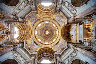 Interior de la cúpula de Sant'Agnese in Agone