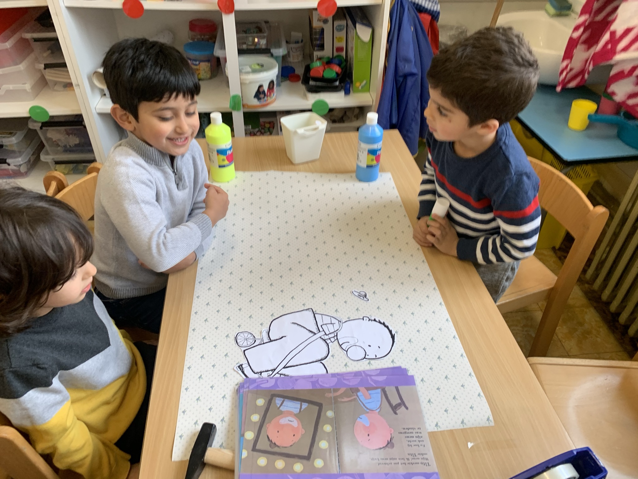 Welkom in de klas van Juf Dorien : Hoe Tito zijn neus kwijtspeelde! 🤡