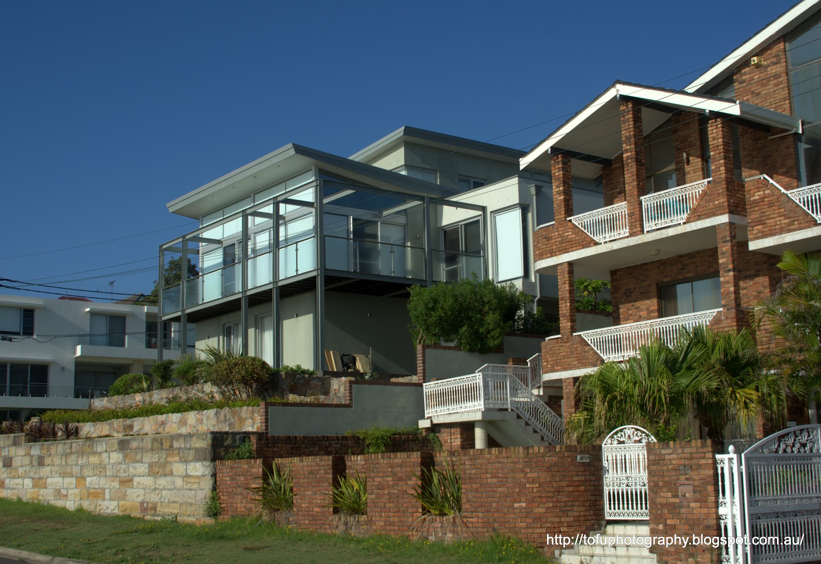 Tofu Photography Stunning houses at Coogee Beach, Sydney