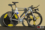 LOOK KG196 Mavic Zap Time Trial bike at twohubs.com