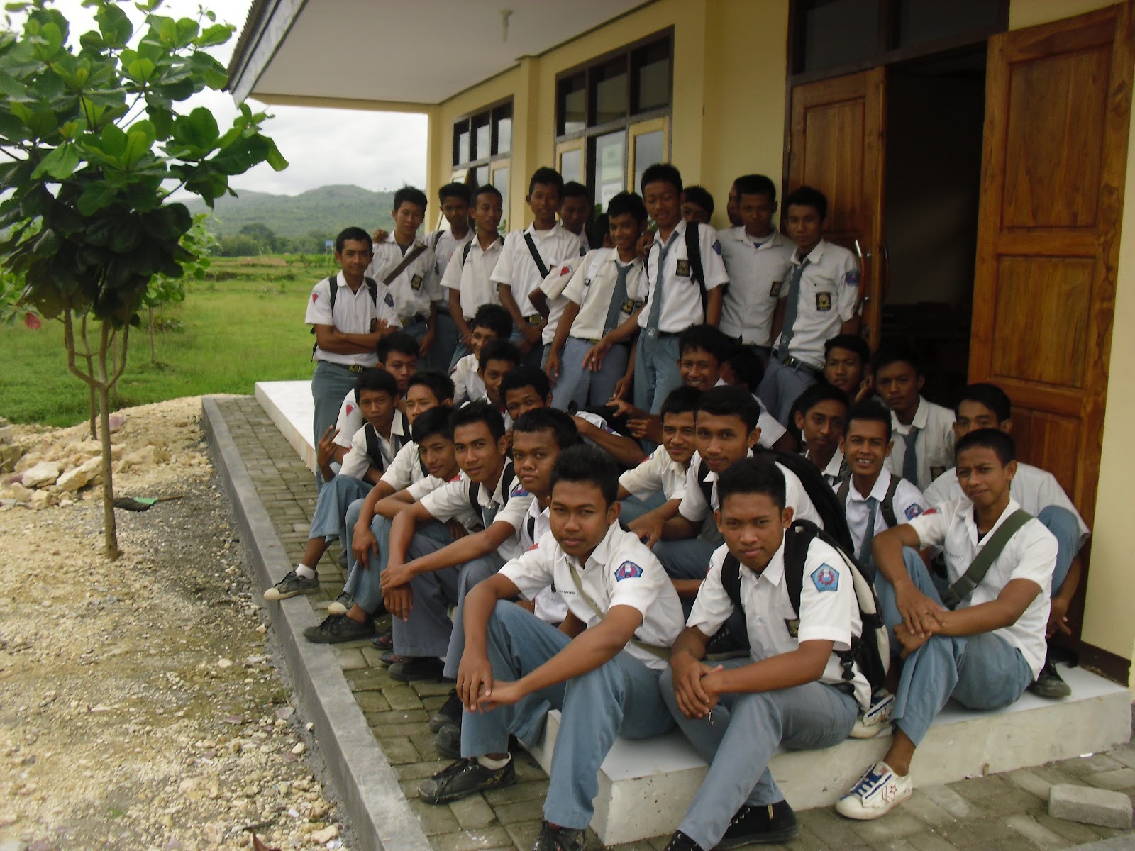 SMK NEGERI RENGEL