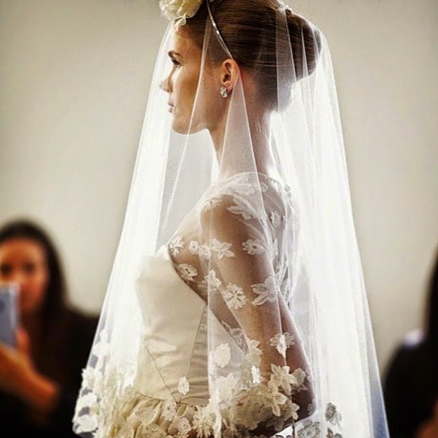 Increíble colección de vestidos de novias | Diseños de Oscar de la Renta Increíble colección de vestidos de novias | Diseños de Oscar de la Renta
