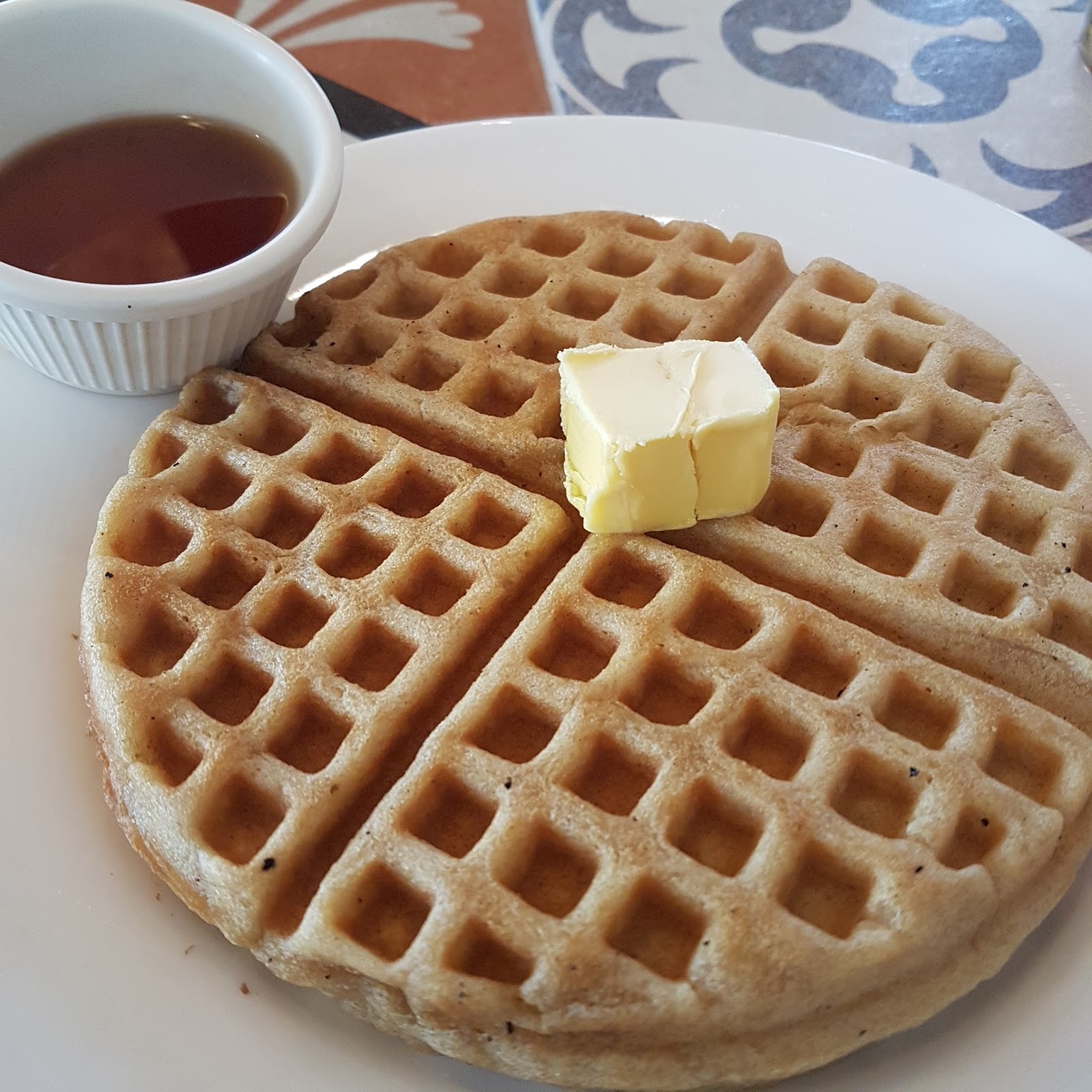 [Review] Ally’s All Day Breakfast Place It's all about food