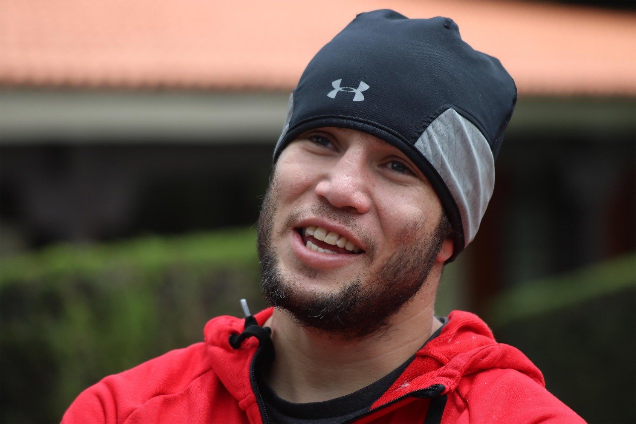 PRONTA RESPUESTA ENTRENA BOXEADOR CARLOS CUADRAS EN EL CENTRO