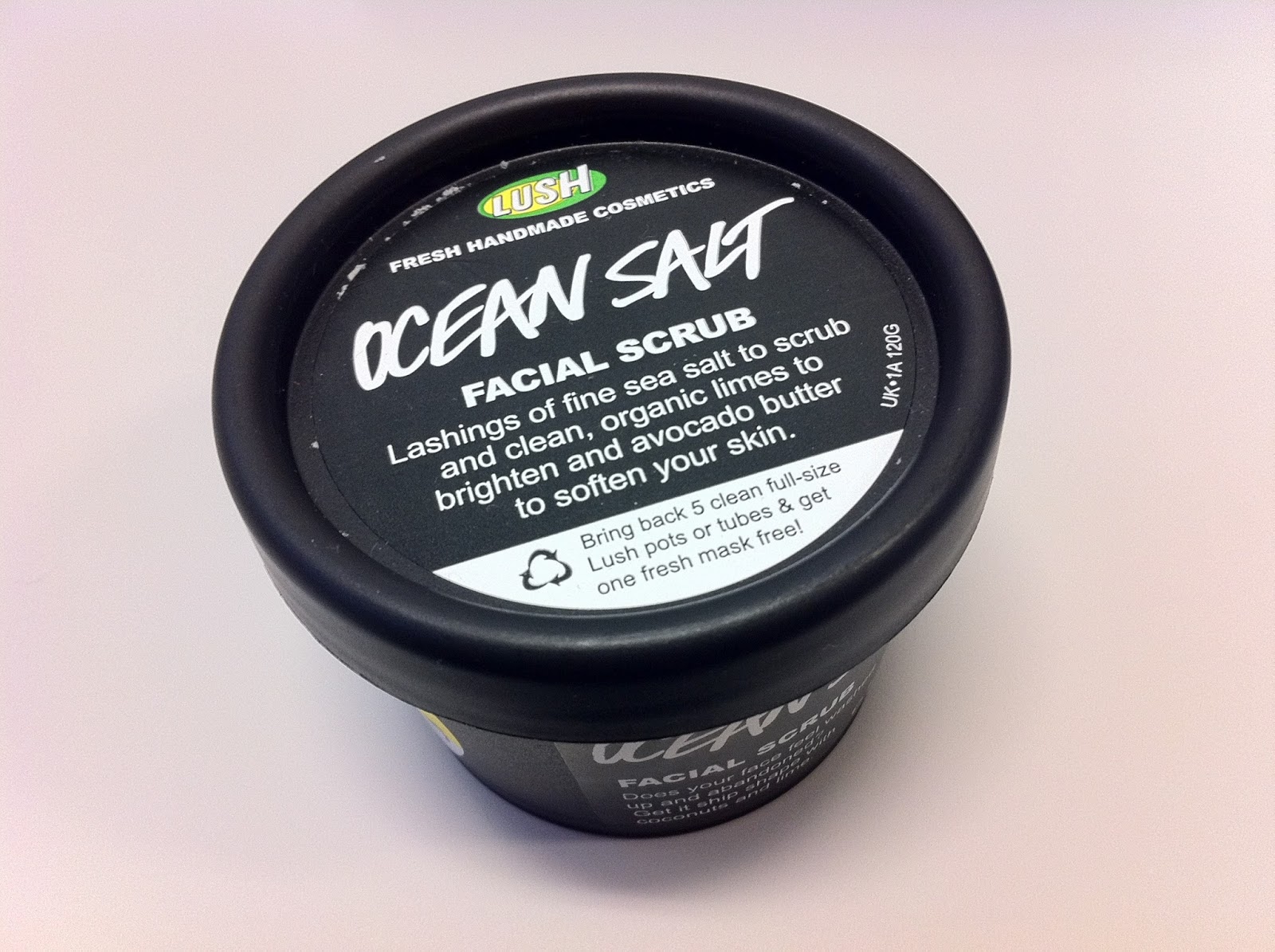 Laucuz Lush Ocean Salt Facial Scrub
