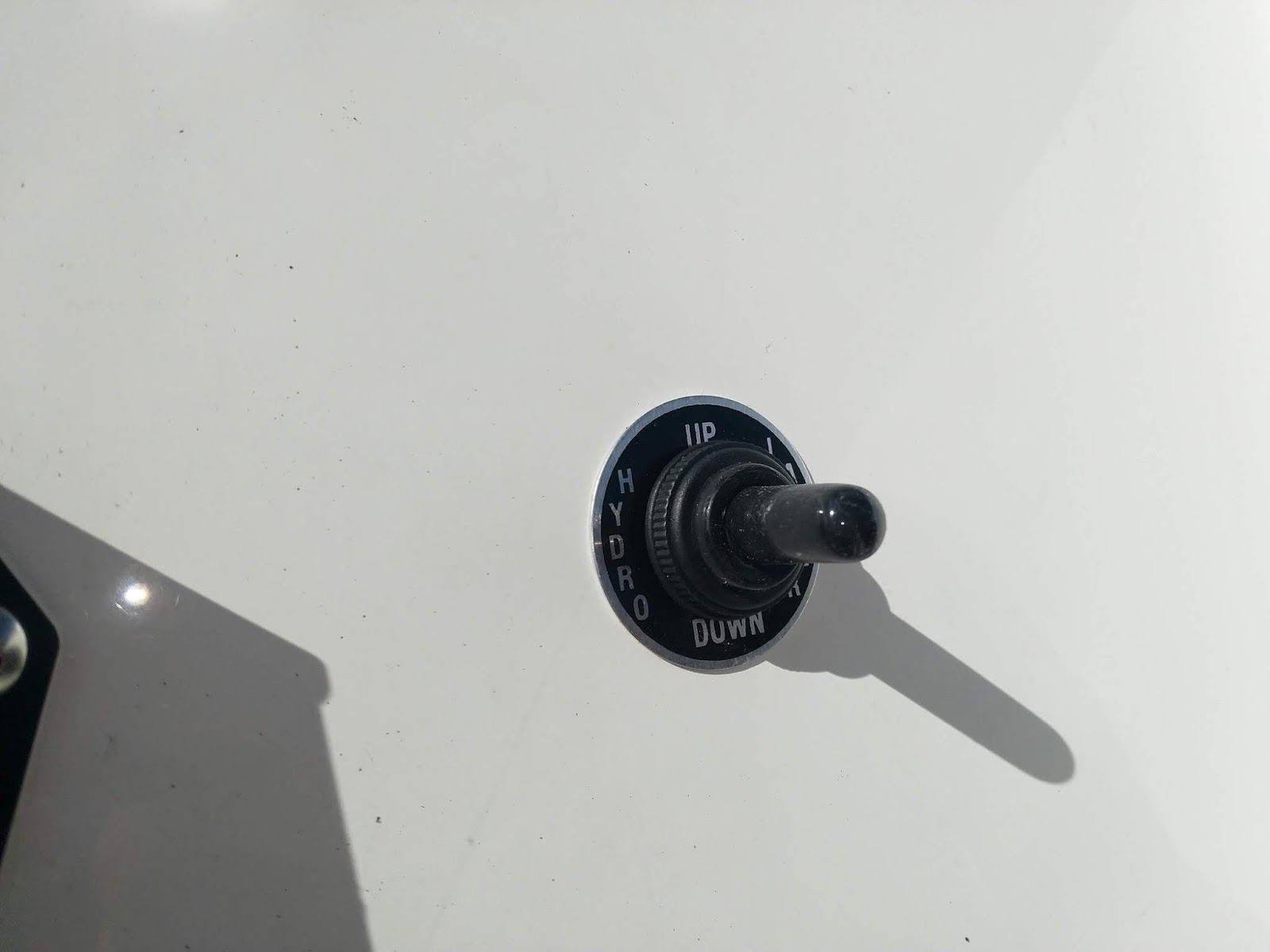 Selva Tuning Installing Atlas Micro Jacker hydraulic plate