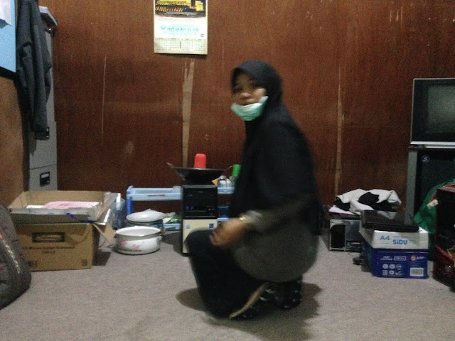 Cleaning Day, Bersih-Berih di Laboratorium