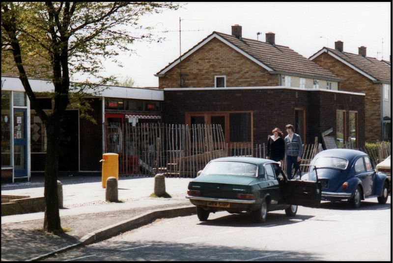 Everyday Life of Aylesbury, England in the 1980s Through Beautiful