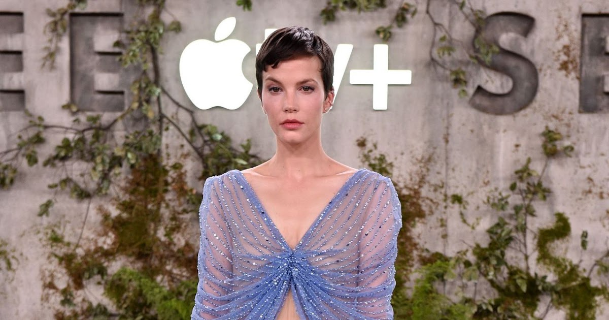 Sylvia Hoeks – “See” World Premiere in Los Angeles