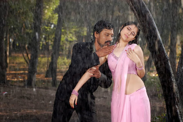 Tamanna Very Hot in Pink Saree Photo Collection Tamanna Very Hot in Pink Saree Photo Collection