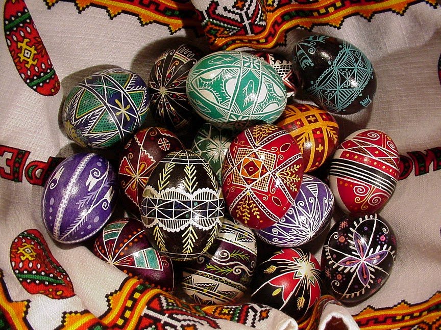 : PATTERNS ColoringBook - Ukrainian Easter Egg Coloring Book [UKR