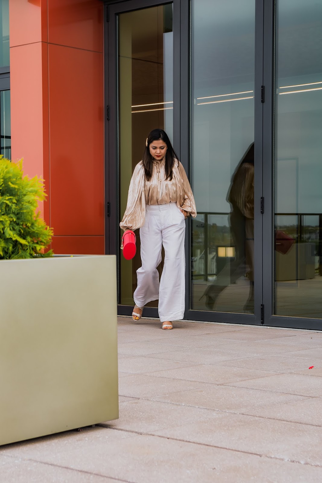 gold blouse, white jeans, party look, weddign guest, ootd, street style, dc blogger, saumya shiohare, myriad musings , rent the runway blouse, whute pants outit, red zac posen bag gold blouse, white jeans, party look, weddign guest, ootd, street style, dc blogger, saumya shiohare, myriad musings , rent the runway blouse, whute pants outit, red zac posen bag