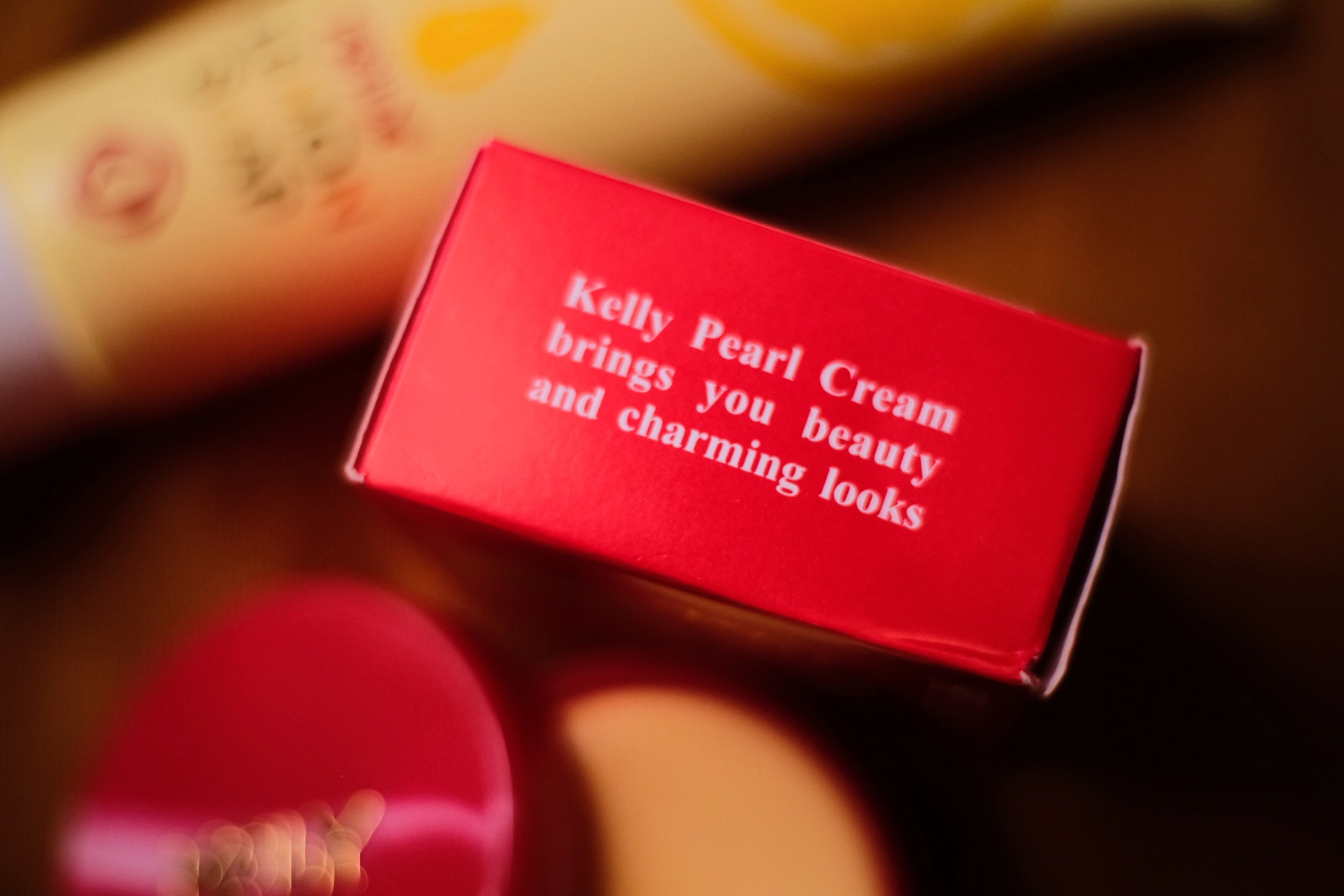 Kelly Pearl Cream