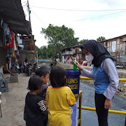 Supporting Pemahaman Masyarakat mengenai Budaya 3M oleh Tim KKN UNS dalam Menekan Rantai Penularan COVID-19