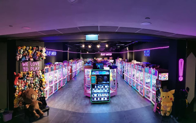 Latest Claw Catcher arcade in town - Play United Yew Tee Point