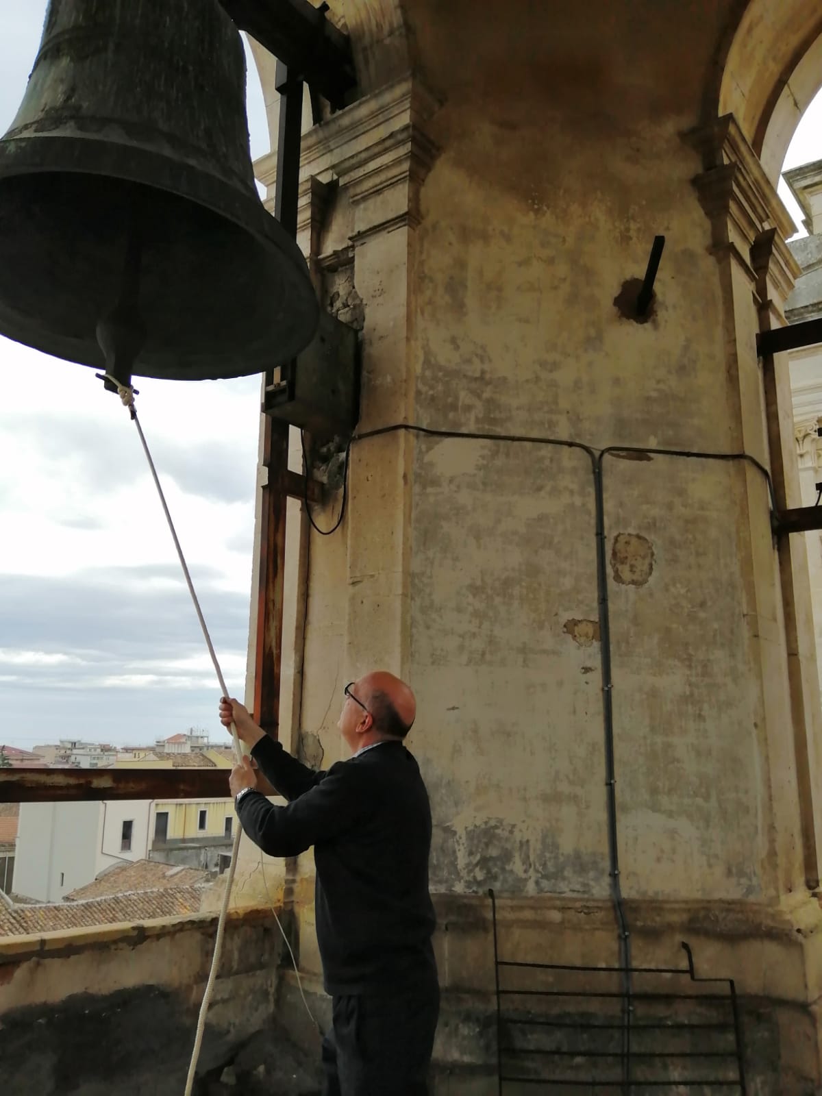 Giarre, nel Duomo si torneranno a suonare a mano le campane in