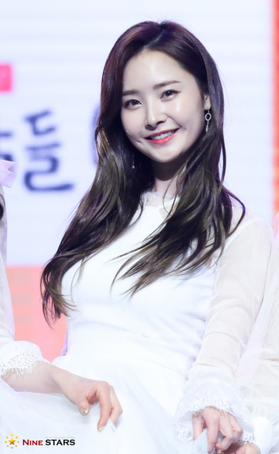 팬미팅에서 리즈갱신된 우희 | 인스티즈