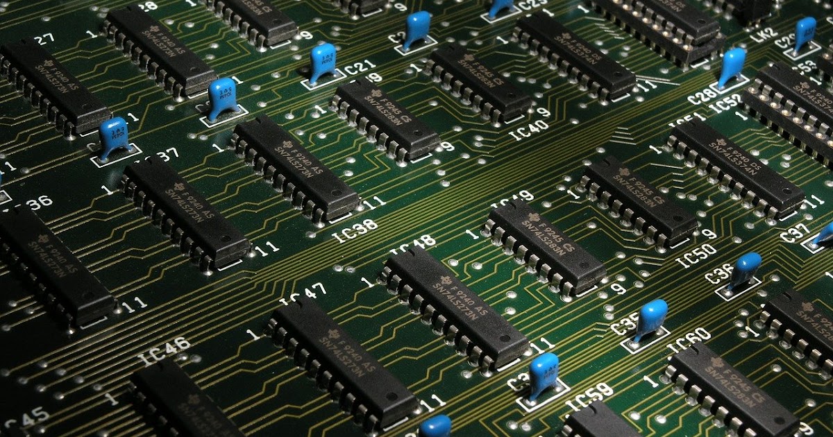 Laporan Praktikum Penguat Operasional Op Amp Thinks Physics