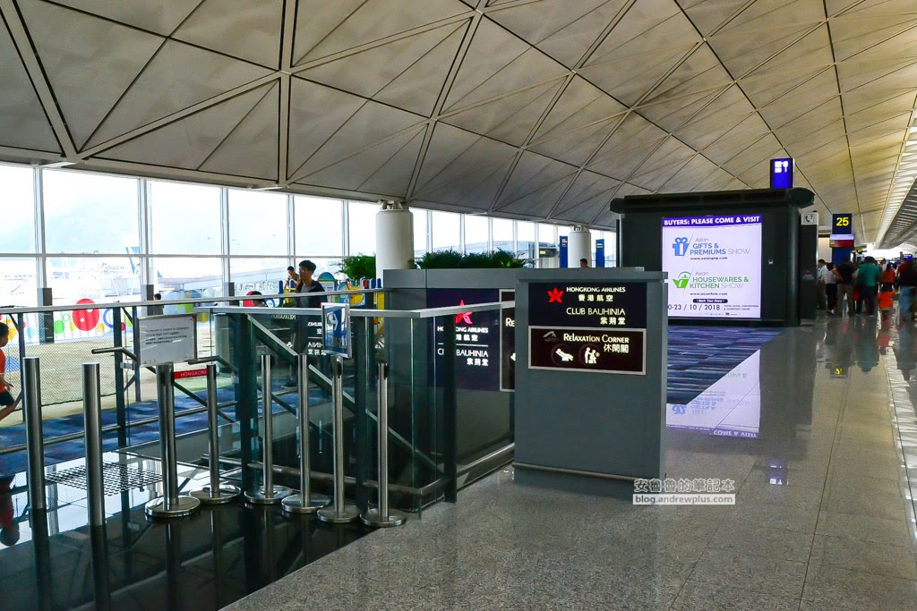 香港機場過夜休息,香港機場免費休息室,香港國際機場睡覺休息區