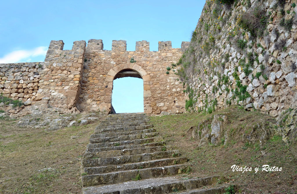 Qué ver en Frías: Muralla y Puerta