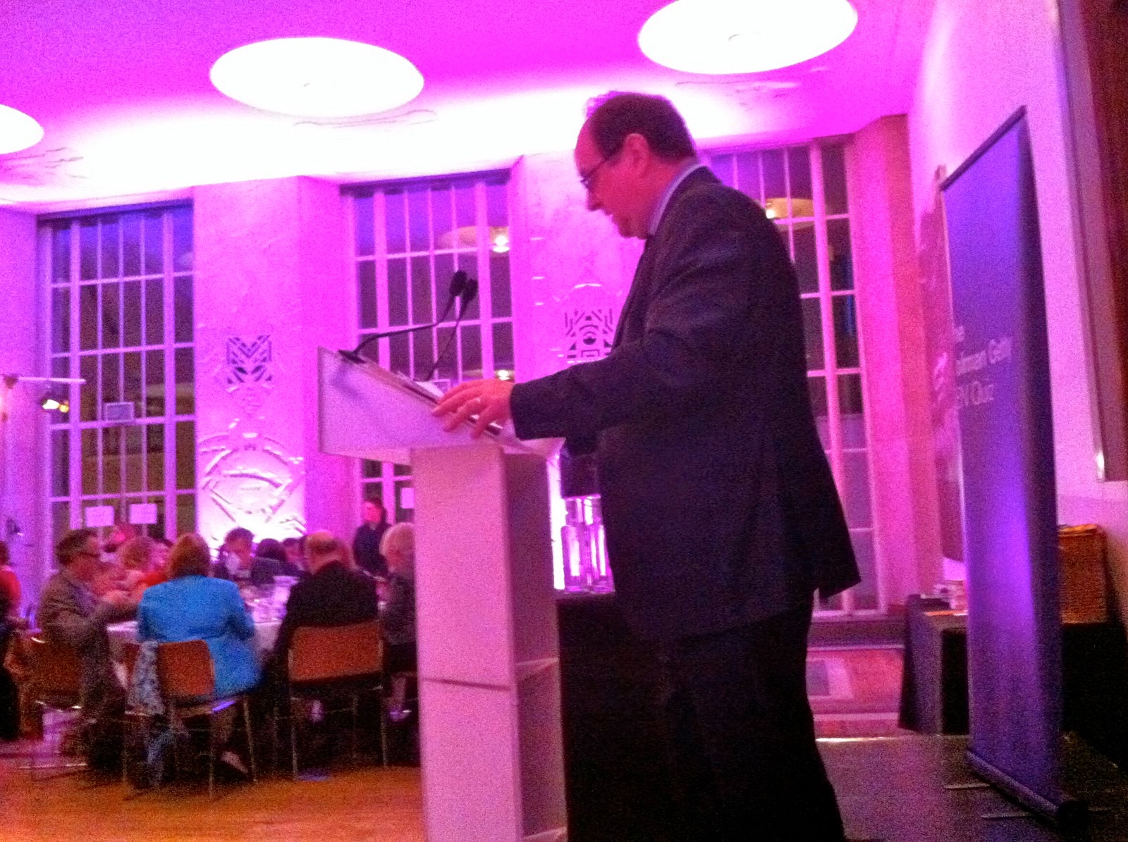 ENGLISH PEN QUIZ 2011 AT RIBA WITH JAMES NAUGHTIE