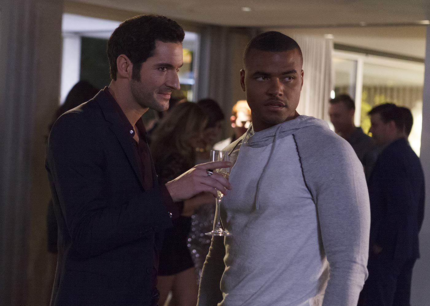  Lucifer Temporada 1 Completa HD 1080p Latino