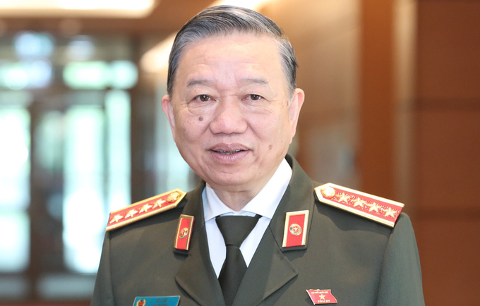 Bộ trưởng Tô Lâm: 'Cần dứt khoát bỏ hộ khẩu giấy'