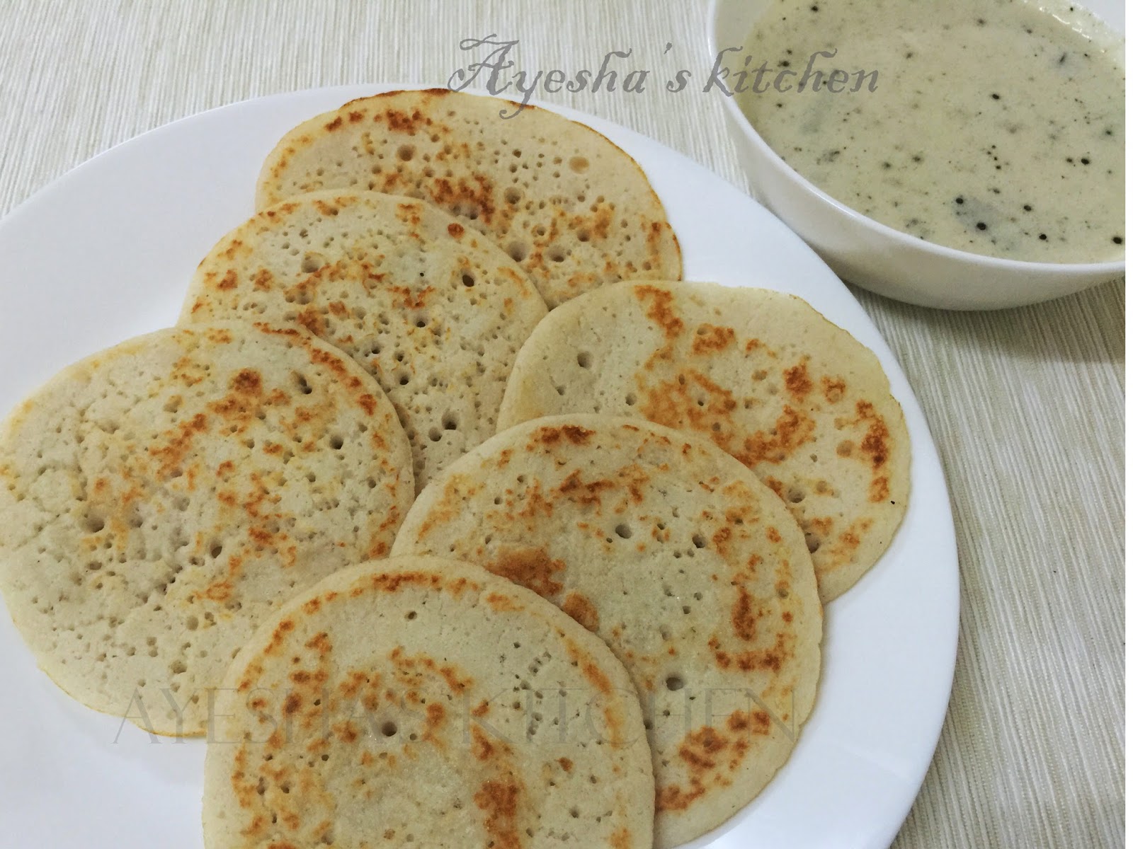 THATTIL KUTTI DOSA SOUTH INDIAN URAD DAL DOSA ( SMALL PAN DOSA )