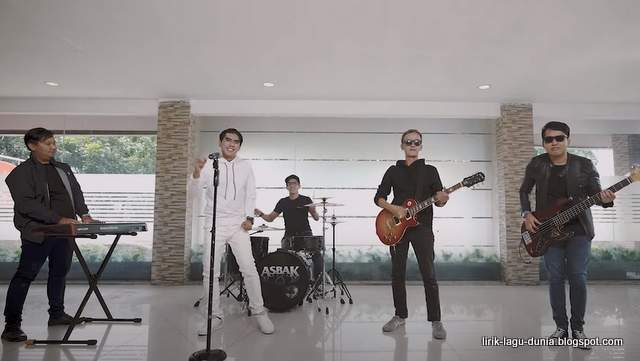 Lirik Lagu Asbak Band Marah Marah Lirik Lagu Dunia