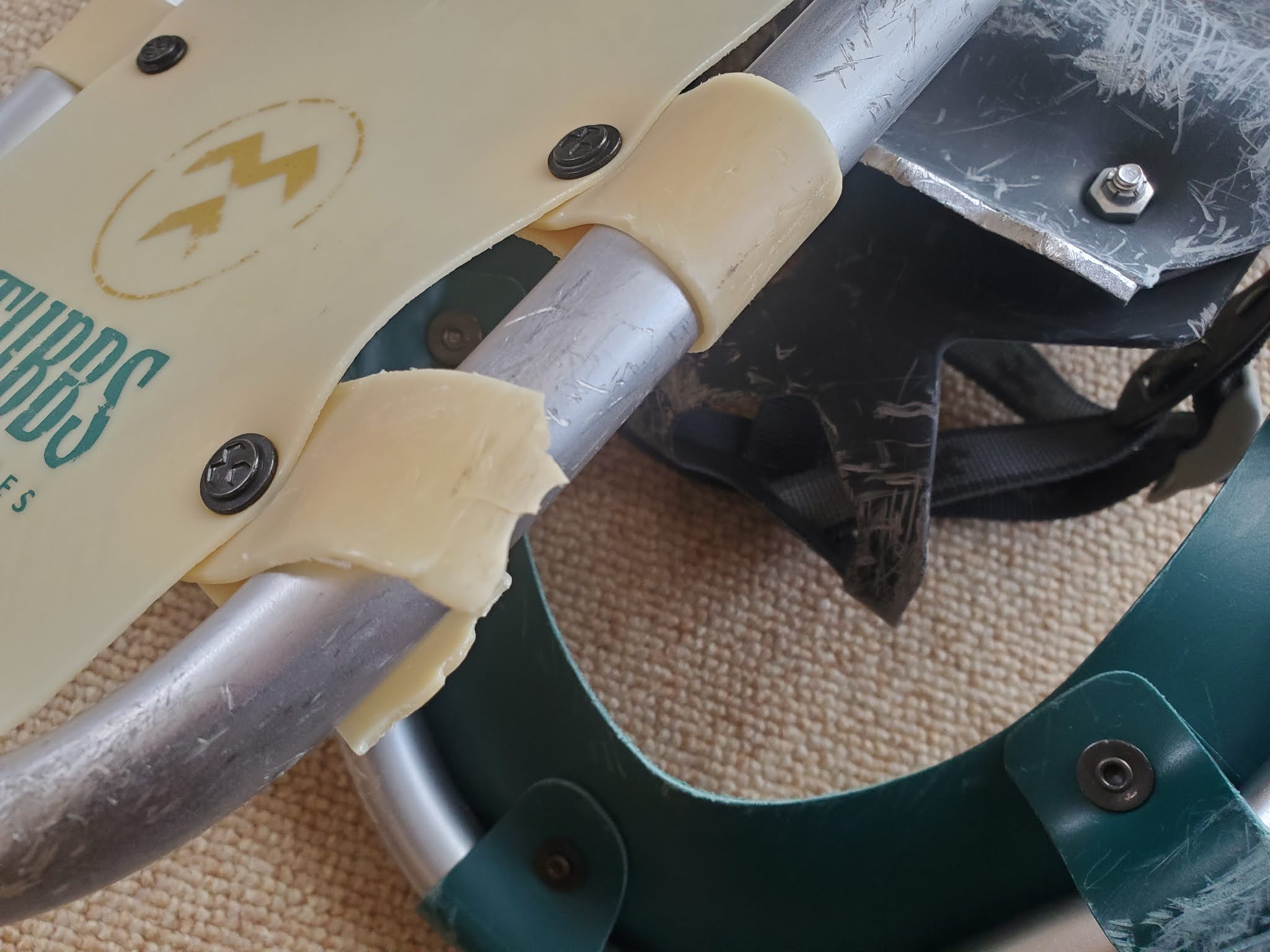 山うろうろ日記 山旅記録 Tubbs Snowshoes スノーシュー 壊れました