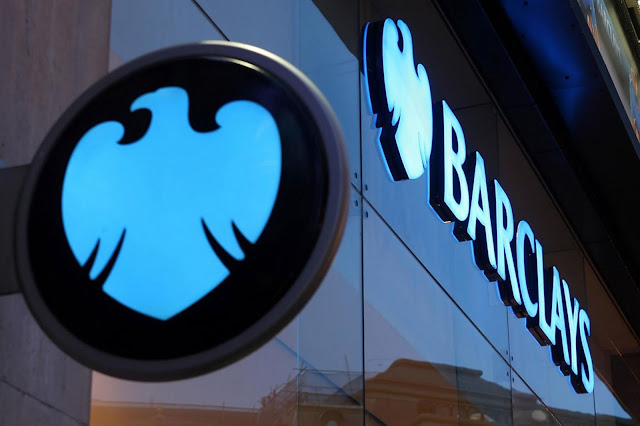 Barclays shares cuts for senior executives