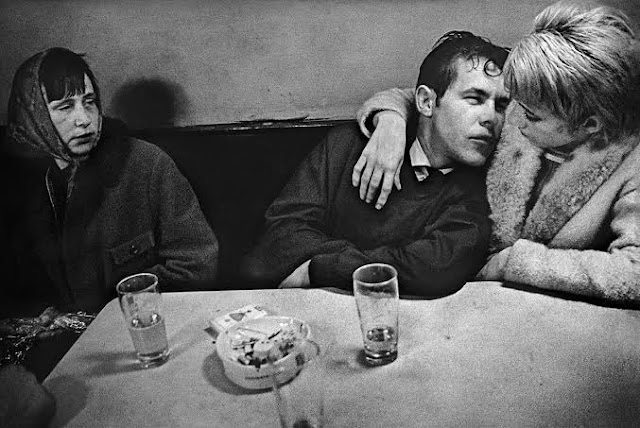 Anders Petersen. “Café Lehmitz”, 1968