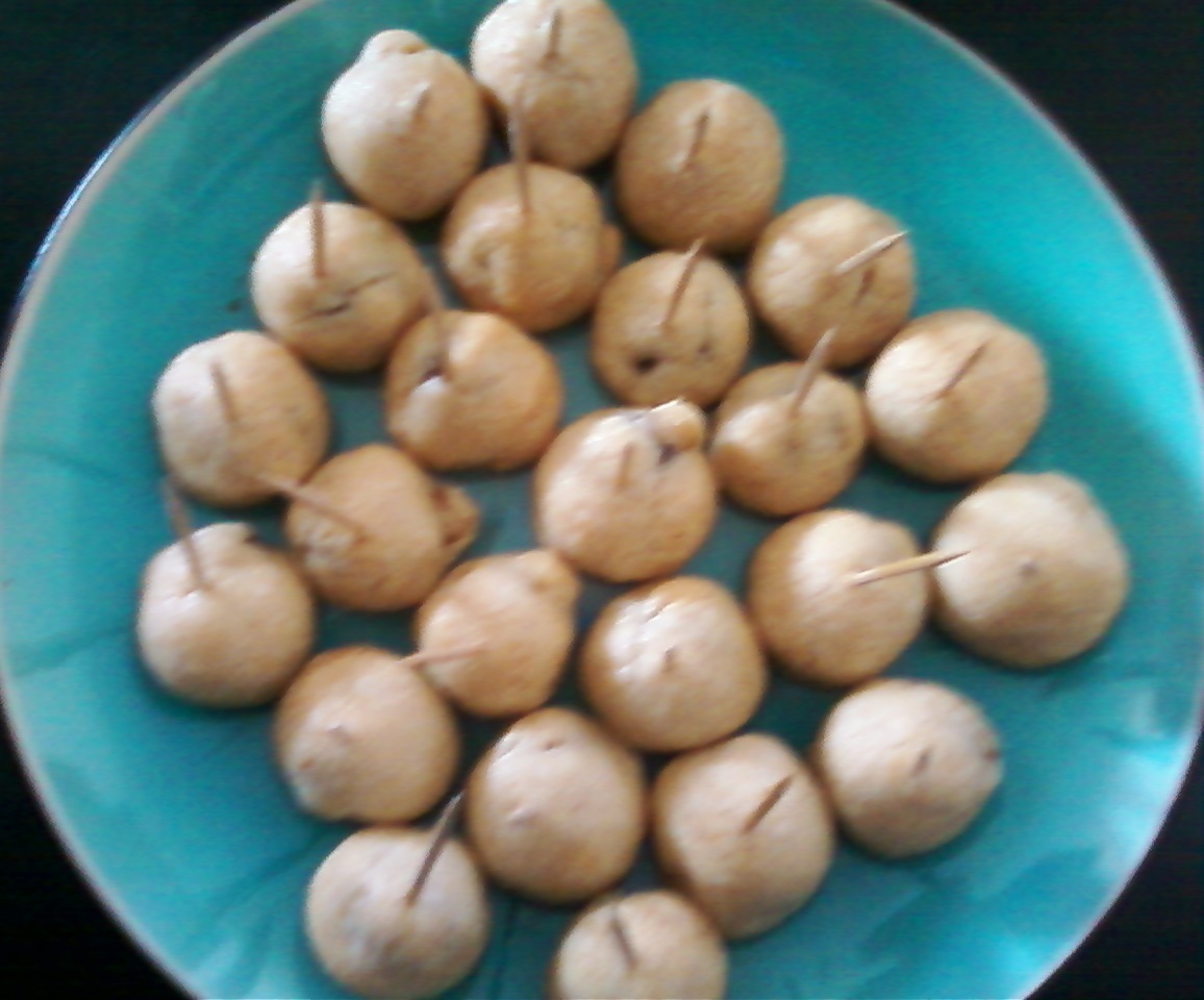 Carrie's Kitchen Creations Keto Friendly Baked Olive Cheese Balls