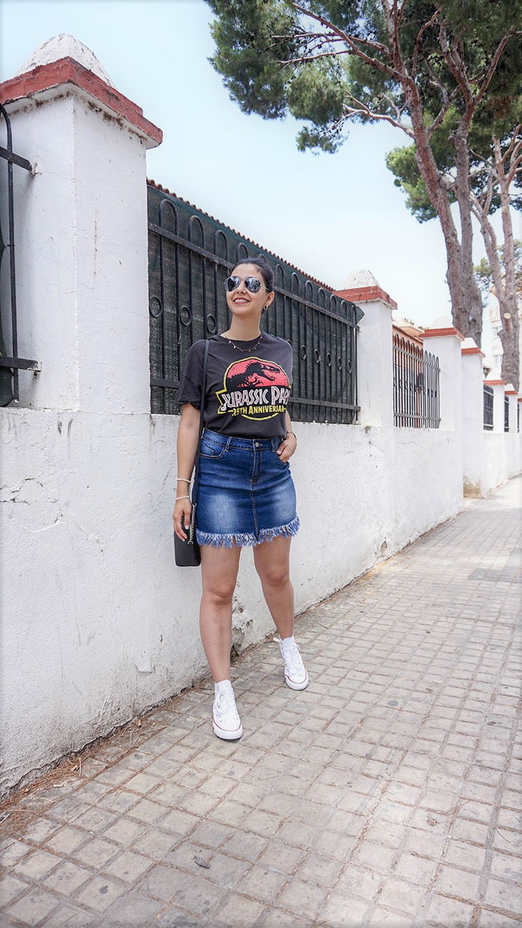 Look de Verano con minifalda vaquera