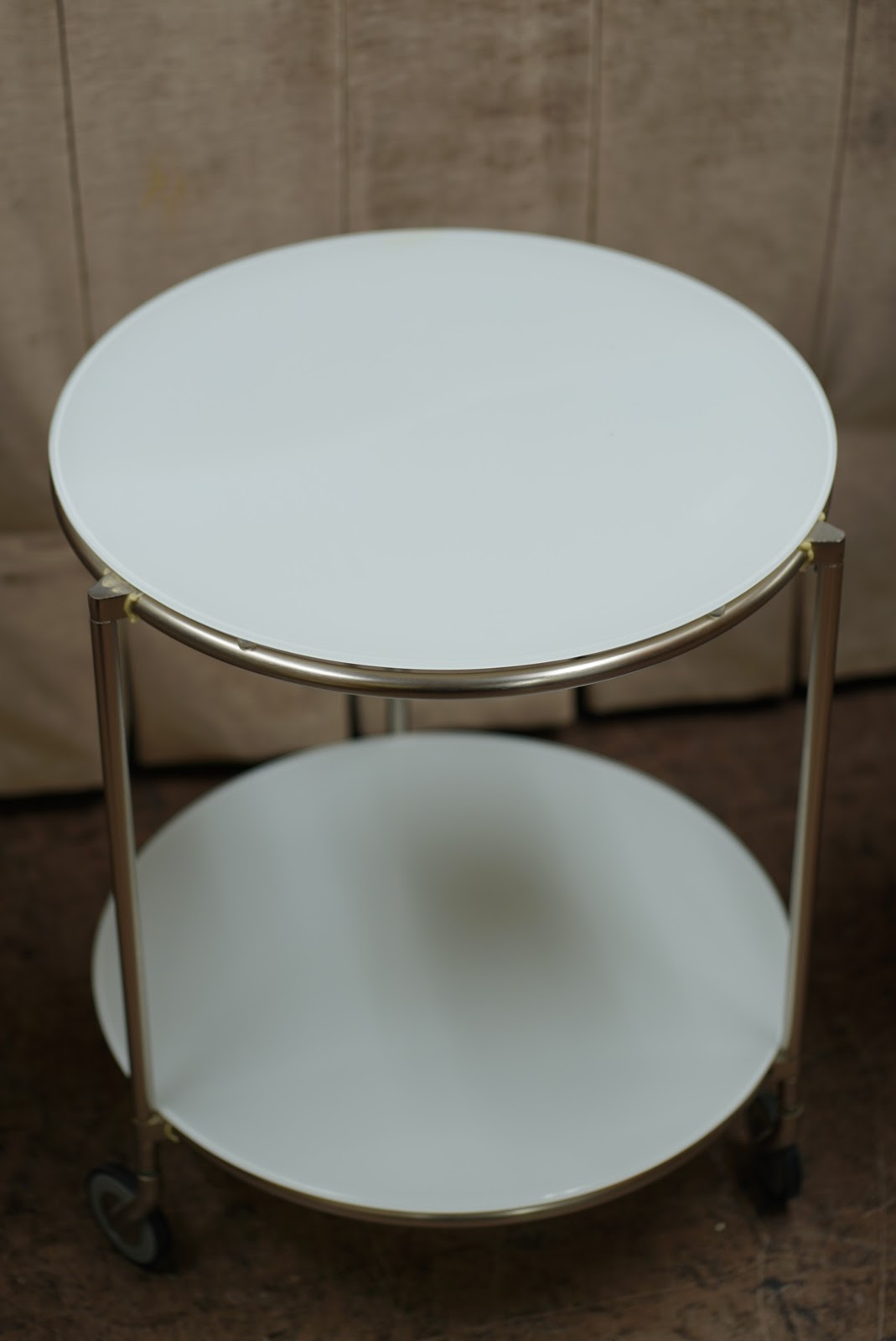 UHURU FURNITURE & COLLECTIBLES **SOLD** 30544 Mod 24” x 20” Diameter