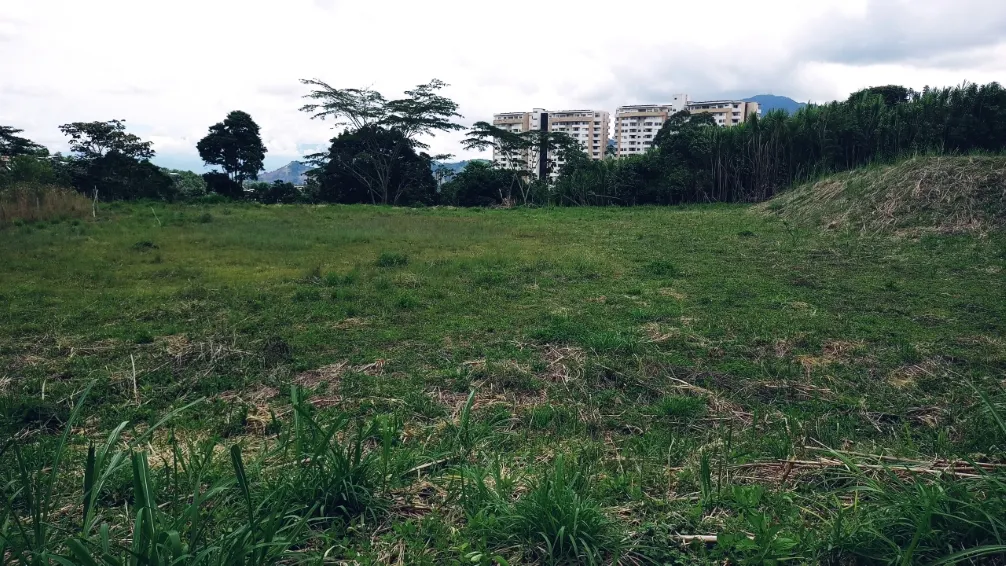 Lote/terreno urbano sector Canaán Pereira